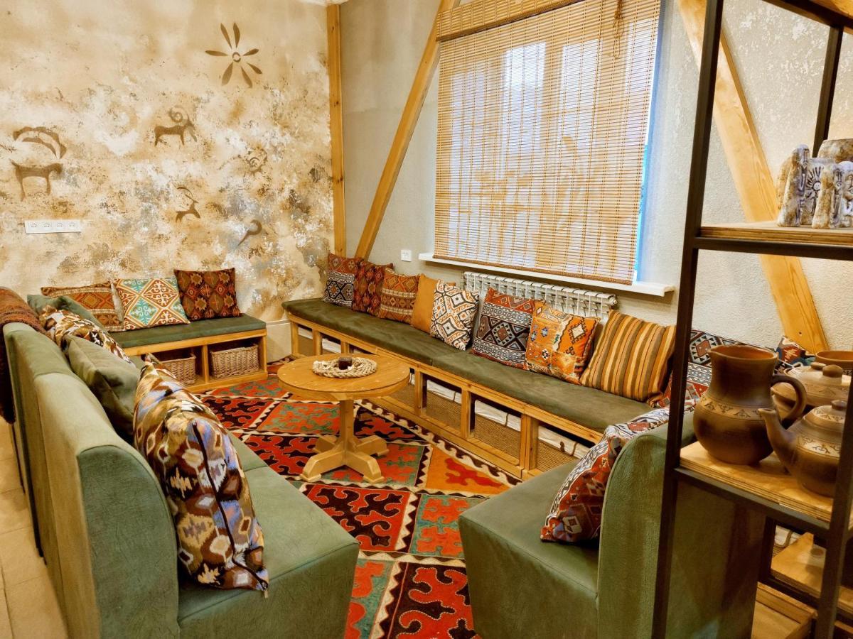 Silkroad Guesthouse Biškek Exteriér fotografie