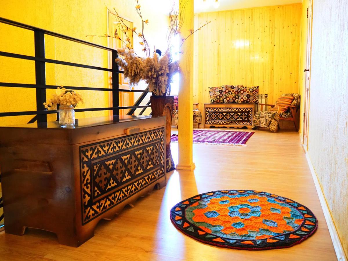 Silkroad Guesthouse Biškek Exteriér fotografie