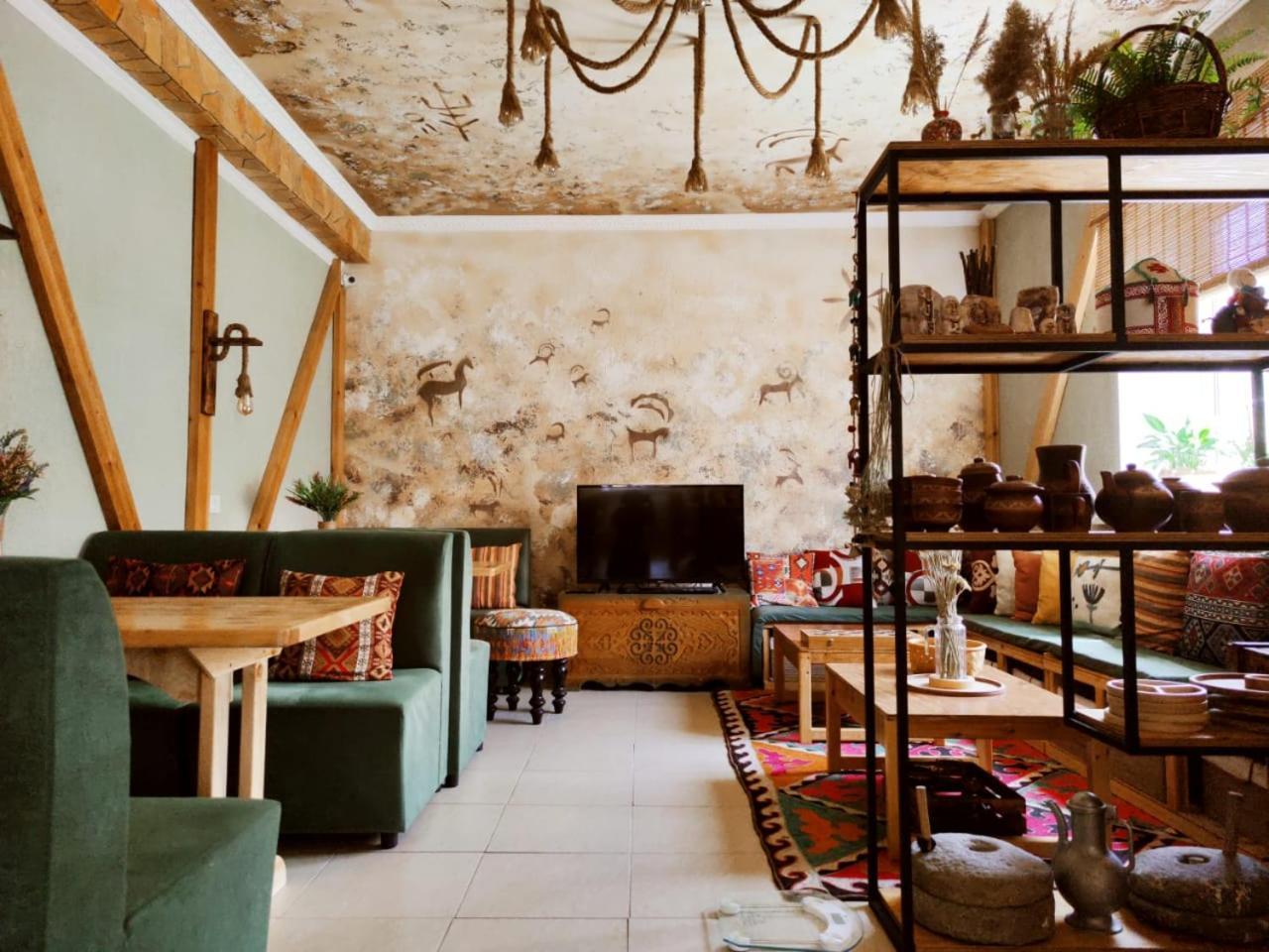 Silkroad Guesthouse Biškek Exteriér fotografie